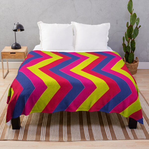Geometric Painting - Dazzling Vibrating Zigzags Meditating Throw Blanket