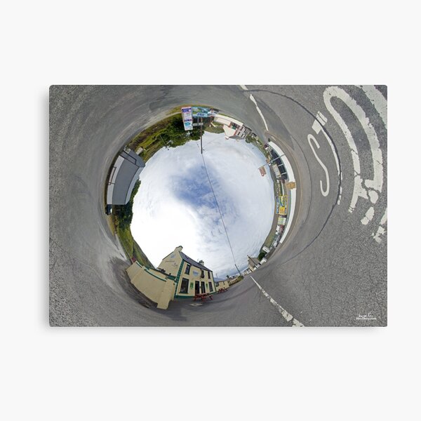 Glencolmcille - Biddy's Crossroads Pub(Sky-in) Metal Print