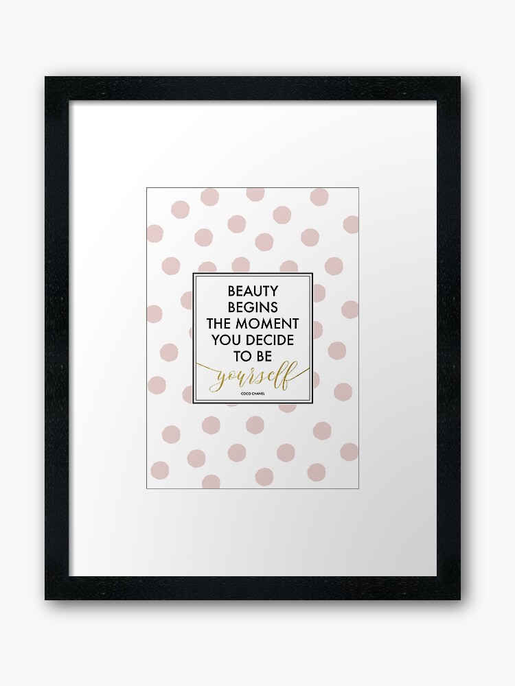 Schönheit Fängt An Coco Chanel Zitat Rosa Punkte Gerahmter Kunstdruck