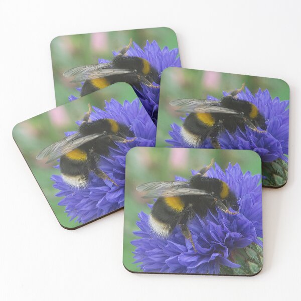 Item preview, Bumblebee buceando. designed and sold by GingerMan2550.