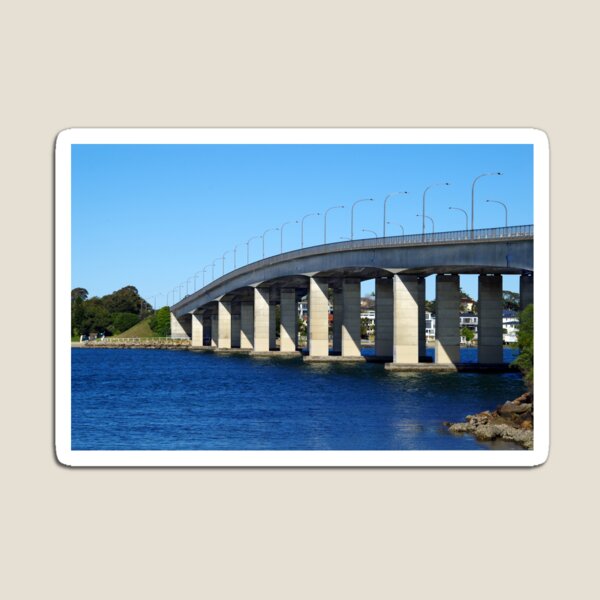 Captain Cook Bridge Magnet