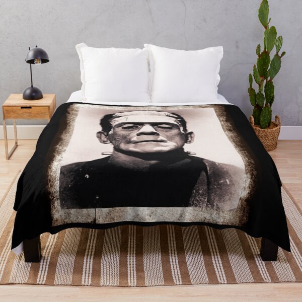 Artikelvorschau, Frankenstein-Monster-Vintage-Foto im beunruhigten Rahmendesign entworfen und verkauft von EarthArtDesigns.