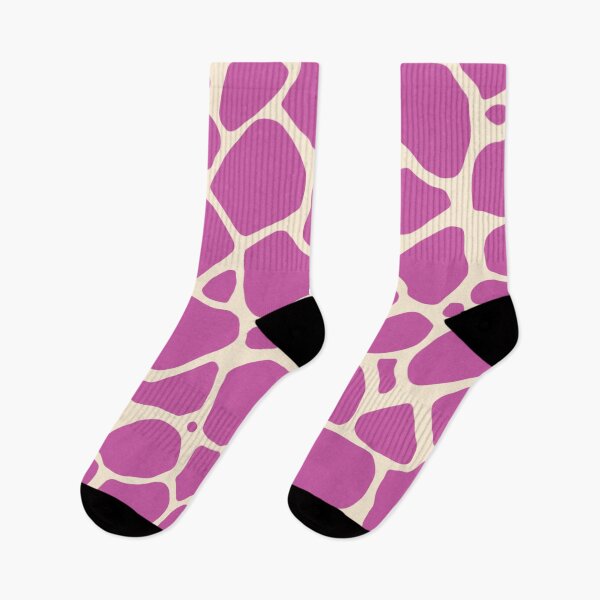 Artikelvorschau, Lila Giraffe Tierdruck entworfen und verkauft von WandaStar.