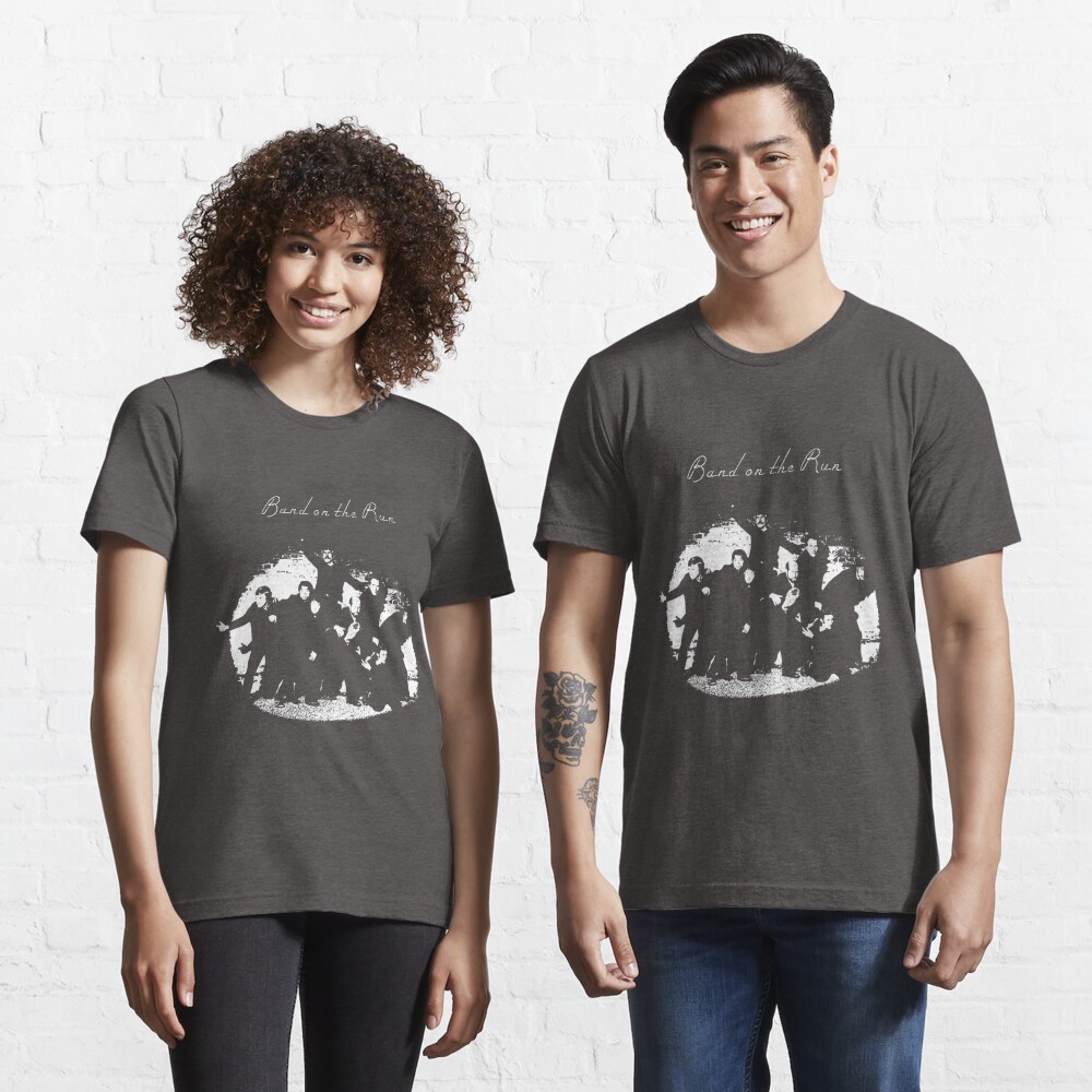 Disover Band On The Run - Album Cover | Essential T-Shirt 