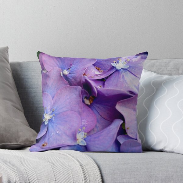 Artikelvorschau, Hydrangea Heaven(2) entworfen und verkauft von Vanessa  Warren.