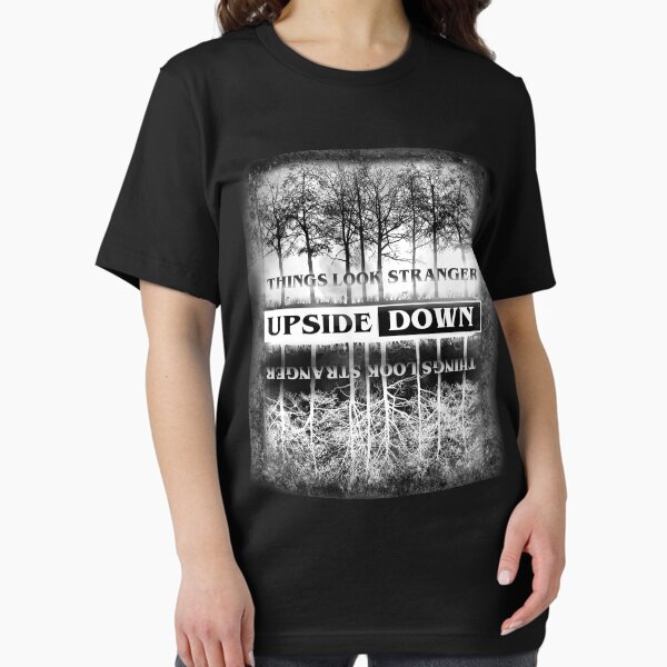 Stranger Things - Upside Down Design Essential T-Shirt