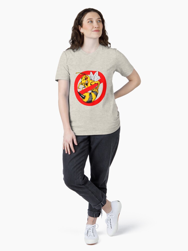 Thumbnail 4 von 7, Essential T-Shirt, Wespe designt und verkauft von dynamitfrosch.