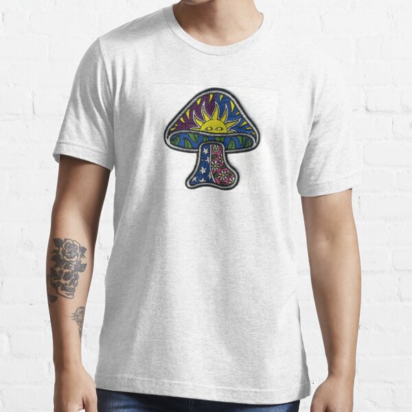 mushroom sun snd stars Essential T-Shirt