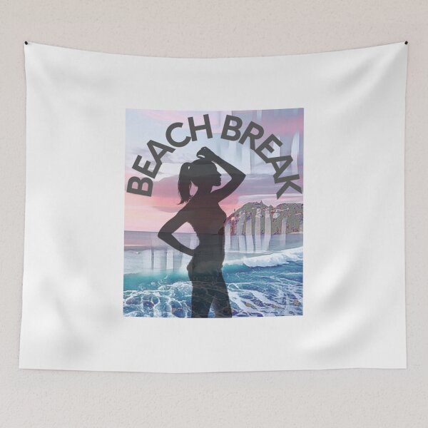 Aperçu de l'œuvre Beach Break Bikini Girl Silhouette T-shirtBeach Break (silhouette bikini fille) créée et vendue par Bikiniday.