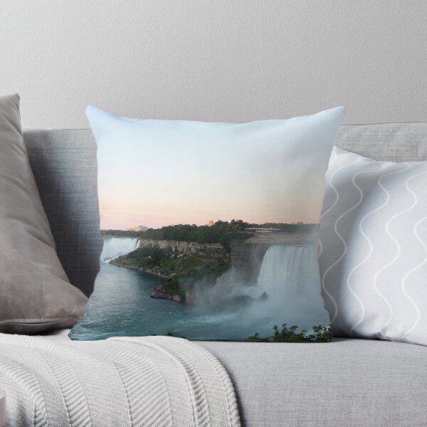 The View of Niagara Falls Throw Pillow