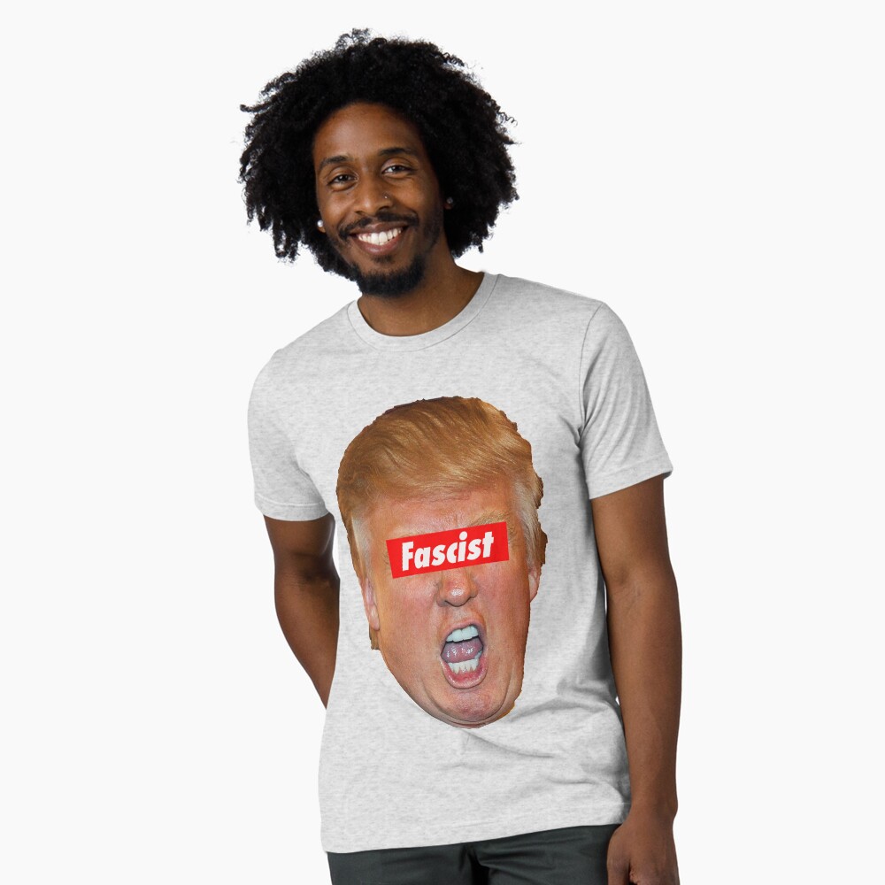 Artikel-Vorschau von Vintage T-Shirt, designt und verkauft von Thelittlelord.