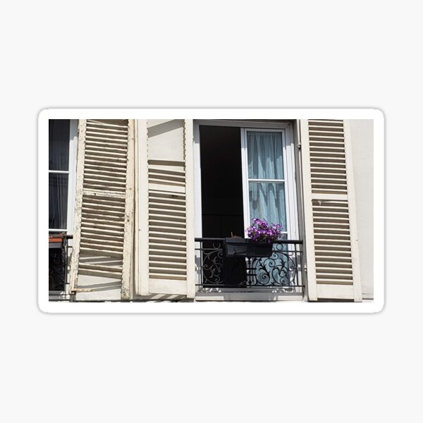 Aperçu de l'œuvre Fenêtres et volets d'un appartement à Paris créée et vendue par BlackBeret.