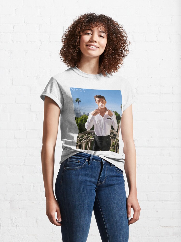 Blasen von Kaugummi Tom Holland Classic T-Shirt