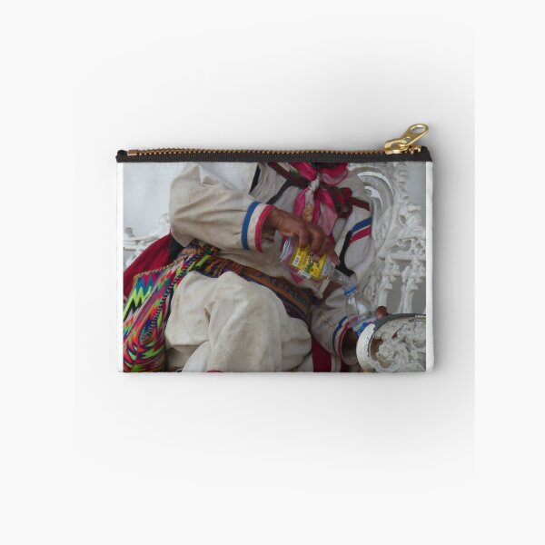 Item preview, hermandad - pobreza y alcoholismo designed and sold by Bernhard Matejka.