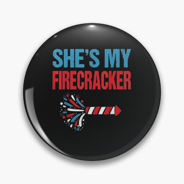 Artikelvorschau, She's My Firecracker 4th Of July Fireworks Matching Couples T-Shirt entworfen und verkauft von Bright-Marque.