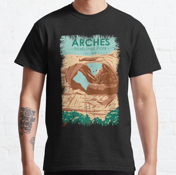 Arches National Park Short Sleeve Shirt (Delicate Arch) – Just Go Travel  Studios