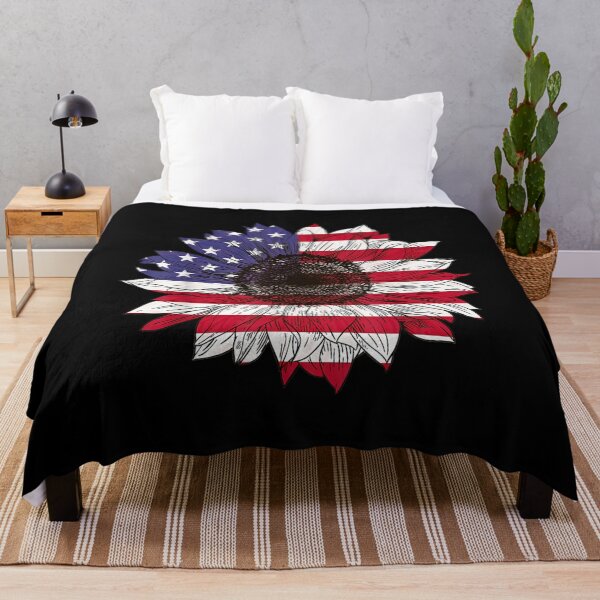 Artikelvorschau, Amerikanische Flagge Sonnenblume Grafik 4. Juli T-Shirt in Übergröße entworfen und verkauft von FelixRiojas.