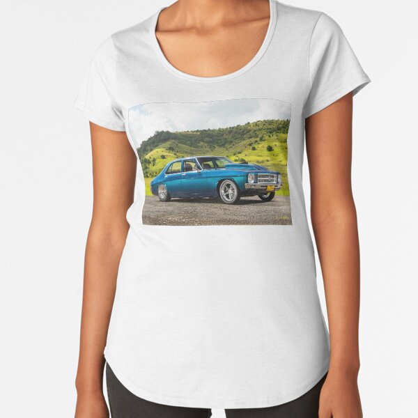 Premium Scoop T-Shirt