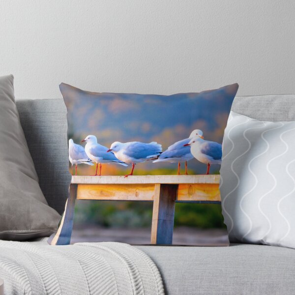 Artikelvorschau, Seagulls at Sunset entworfen und verkauft von Alison Hill.
