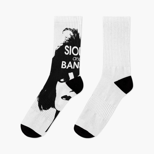 Artikelvorschau, Die schwarze Siouxsie und die - Black Stencil Essential Classic entworfen und verkauft von Applewhite882.