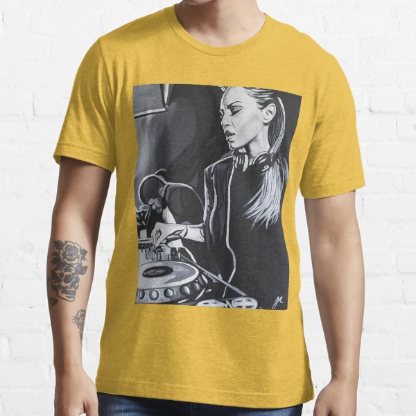 Essential T Shirt for Sale mit Deborah De Luca von Justin Robertson Redbubble