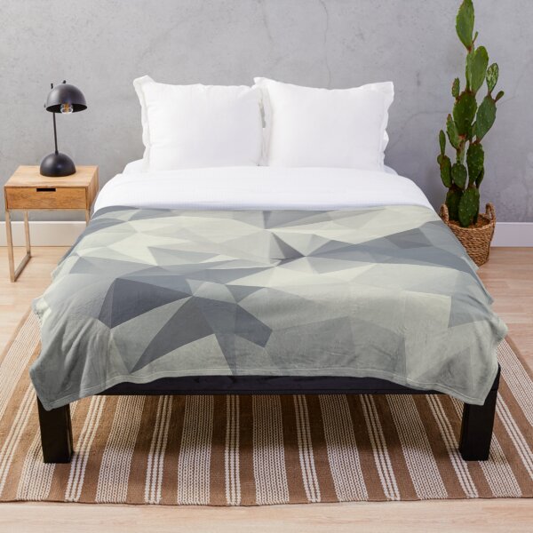 Artikelvorschau, Grey and White Modern Polygonal Military Camouflage Camo Style entworfen und verkauft von TeeColony.