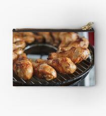 Grilled spiced drumsticks Studio Pouch