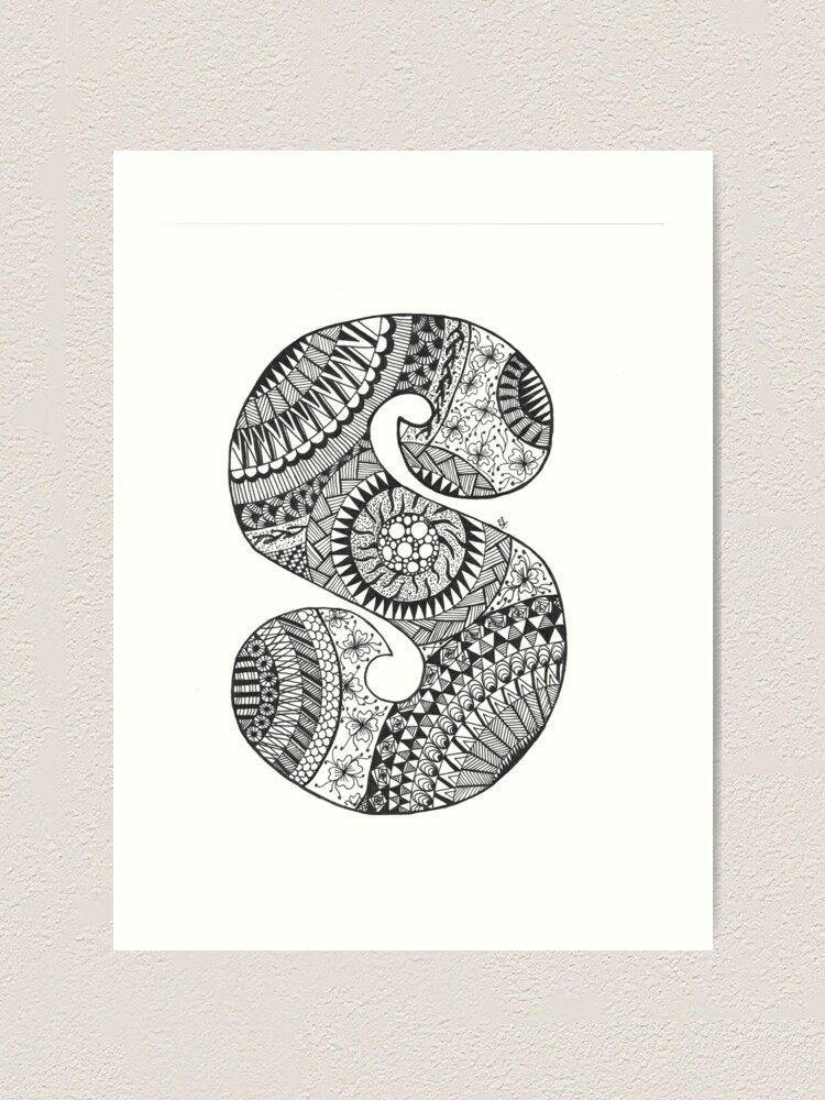 Letter S zentangle