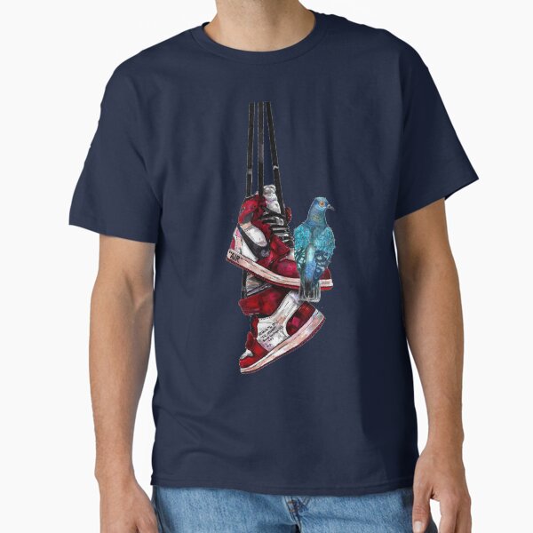 pigeon perched Classic T-Shirt