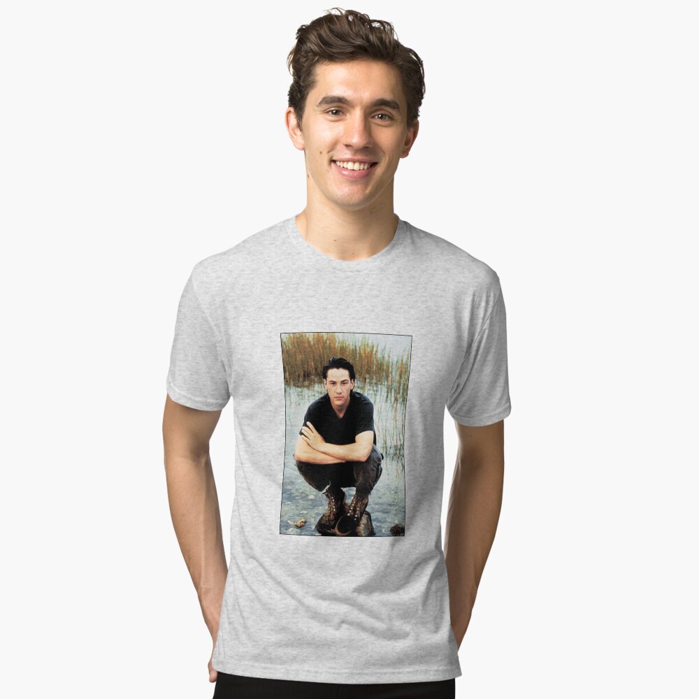 Artikel-Vorschau von Vintage T-Shirt, designt und verkauft von alyaST14.