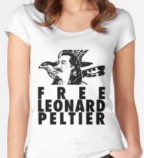 Free Leonard Peltier Women's Fitted Scoop T-Shirt