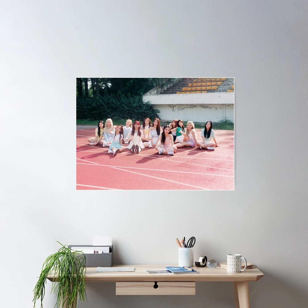 LOONA A2ポスター Hi High ye7kfyb45oh61.jpg?width=1080&