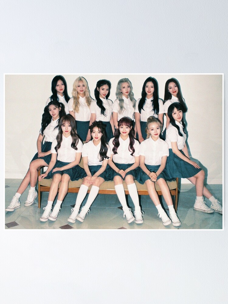 loona ++ favorite group photo