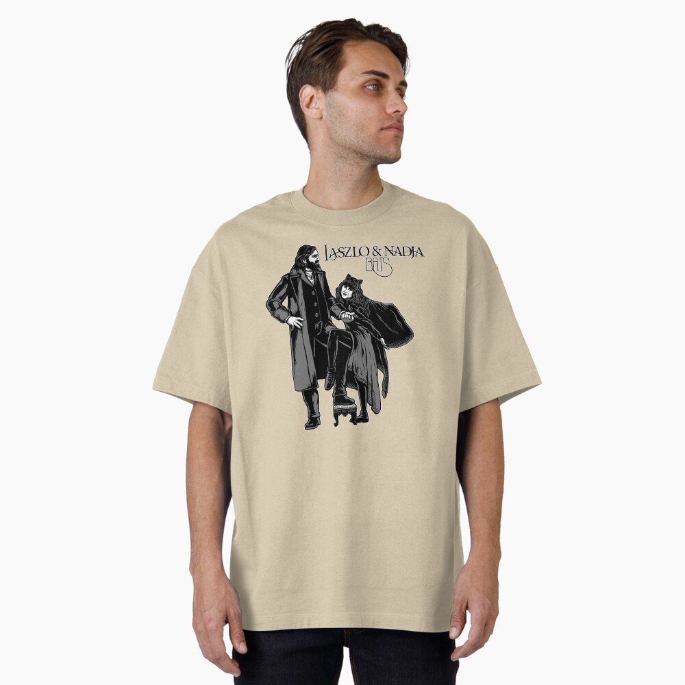 Aperçu de l'œuvre T-shirt oversize créée et vendue par harebrained.