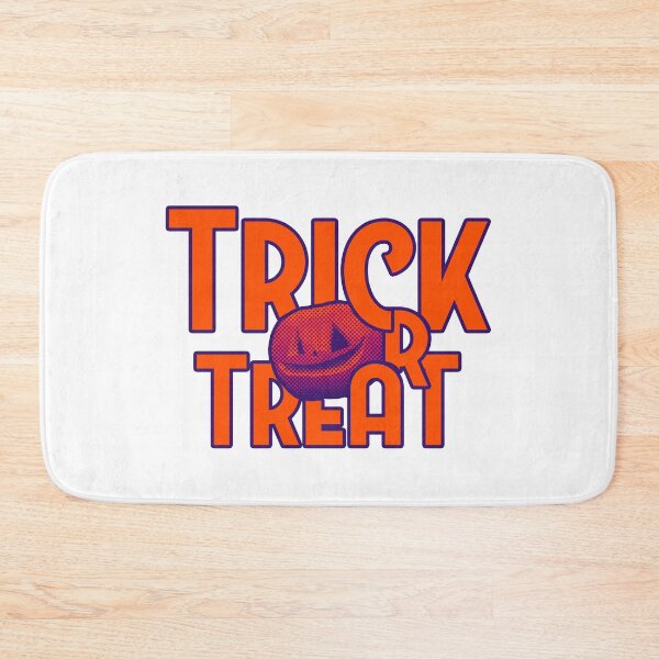 Artikelvorschau, Trick or Threat Kürbis Halloween entworfen und verkauft von syfufi.