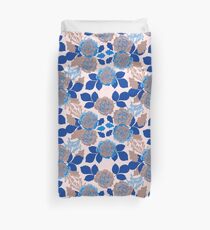 Creme und Blue Carnation Garden Bettbezug
