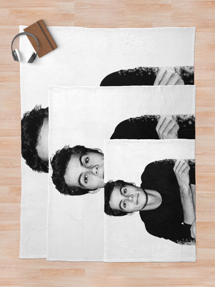 "Dylan O'Brien" Throw Blanket for Sale by Pineapplexpress Redbubble