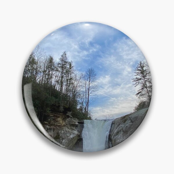Artikelvorschau, Elk River Falls im Elk Park entworfen und verkauft von Waterfallshiker.