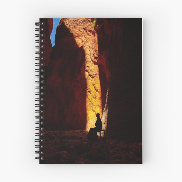 Artikelvorschau, Silhouette der Echidna-Schlucht entworfen und verkauft von scottimage.