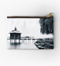 Pavillon les Bains.....Gorgier.....Lac Neuchâtel Studio Pouch