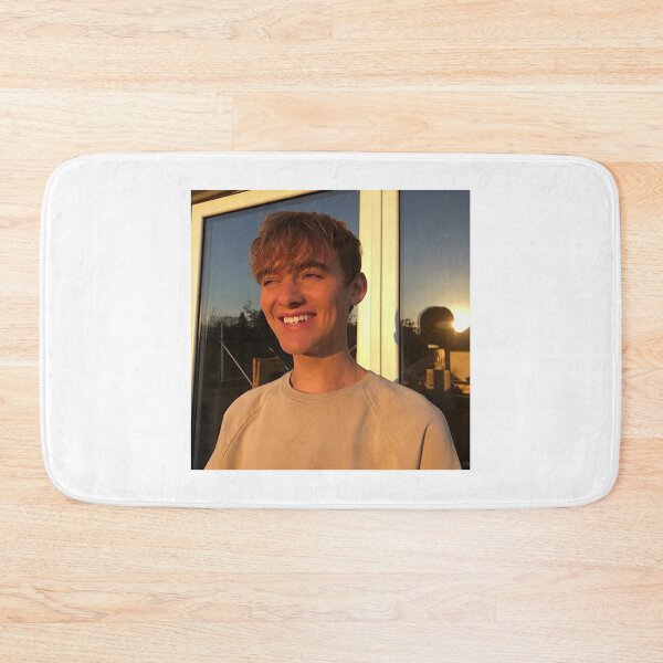 Item preview, de Lewis G wiy Hamilton tour 2021 designed and sold by rachelvenya.