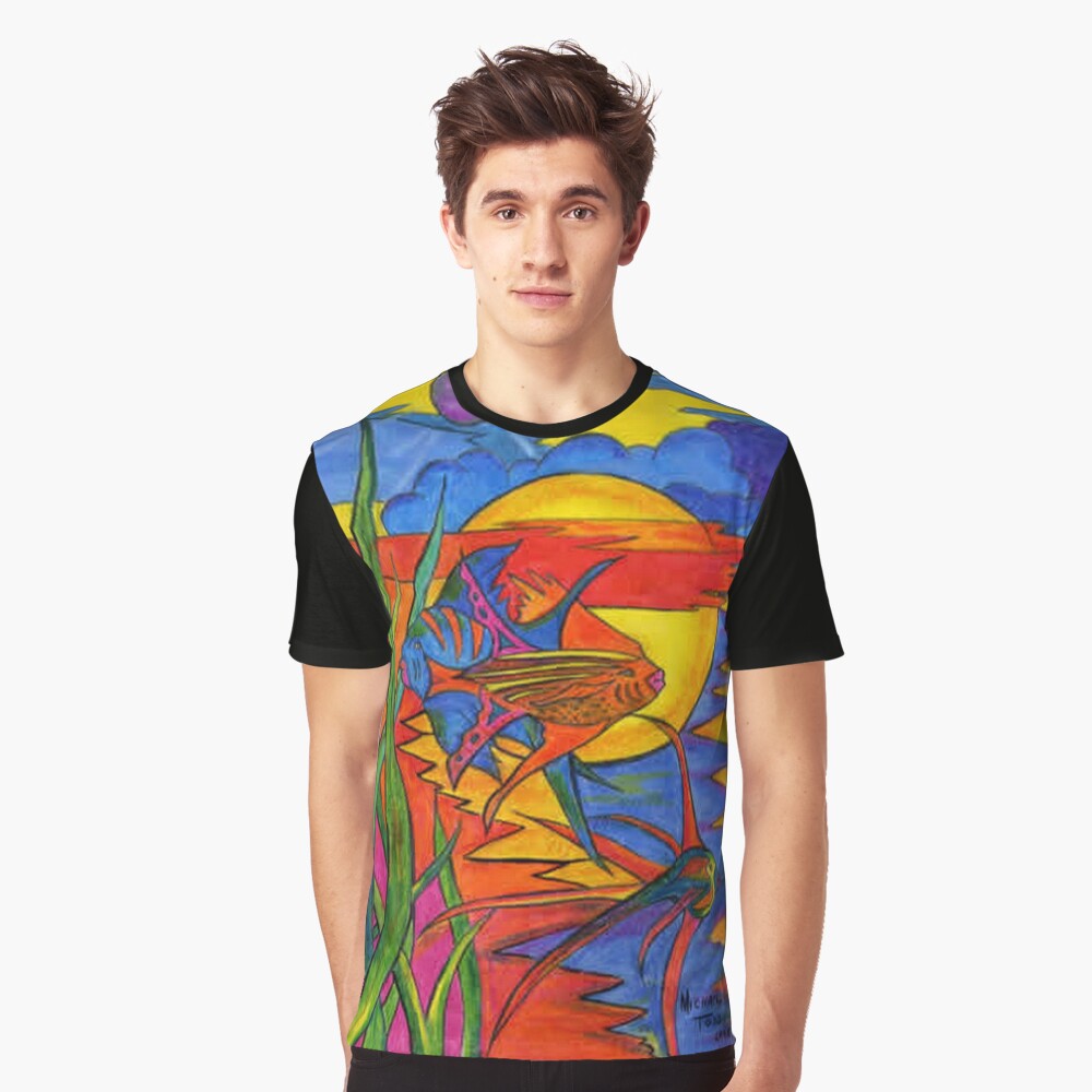 3 FISH Graphic T-Shirt