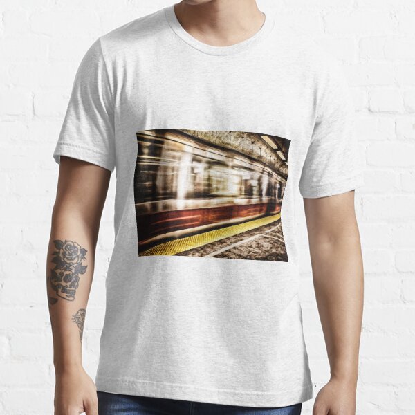 Women's Mbta Red Line T-Shirt - Vintage Red