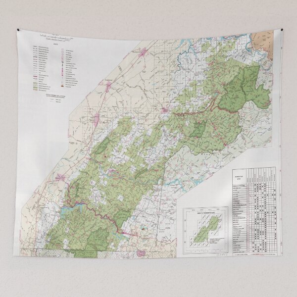 Artikelvorschau, Cherokee National Forest Karte (1996) Vintage Tennessee Woodland Park Atlas entworfen und verkauft von BravuraMedia.
