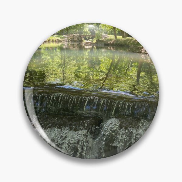 Artikelvorschau, Ozarks-Wasserfall entworfen und verkauft von NatureNoggin.