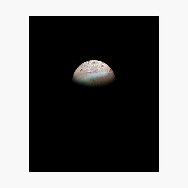 Artikel-Vorschau von Triton, Mond von Neptun, designt und verkauft von CosmicStyles.