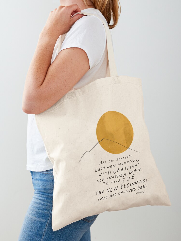 https://ih1.redbubble.net/image.2499348093.0898/ssrco,tote,cotton,canvas_creme,lifestyle,tall_portrait,750x1000-bg,f8f8f8.1.jpg