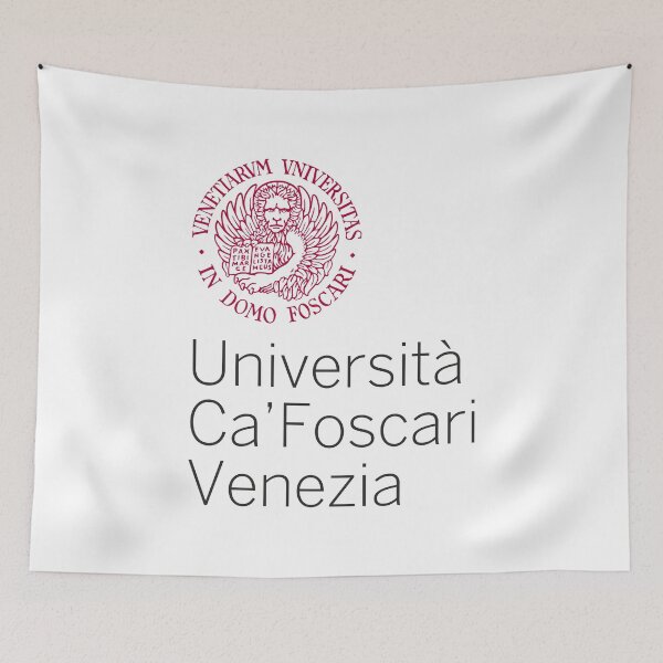 Artikelvorschau, Universität Ca' Foscari von Venedig entworfen und verkauft von Arezzo.