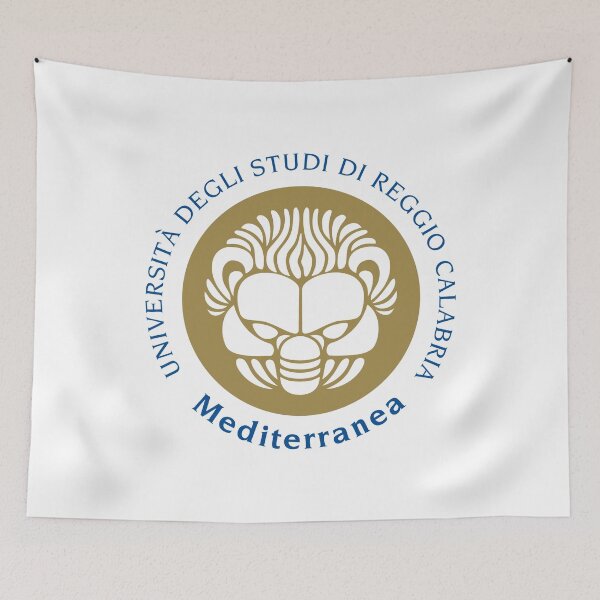 Artikelvorschau, Universität Mediterranea von Reggio Calabria entworfen und verkauft von Arezzo.
