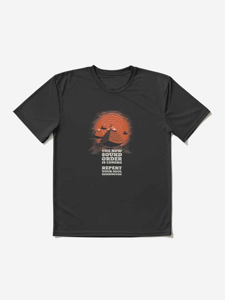 Aperçu 2 sur 7. T-shirt respirant avec l'œuvre Almighty Sound créée et vendue par MC-aka-Panurge.